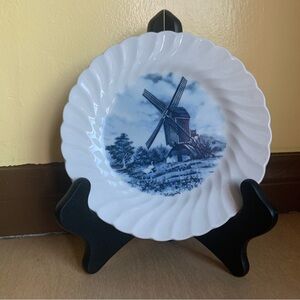 Vtg Decorative Collectible England Delft Blue White Dutch Holland Windmill Scene